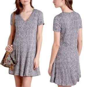 Anthropologie DOLAN Left Coast Ribbed Knit Swing Mini Dress. Size Medium‎